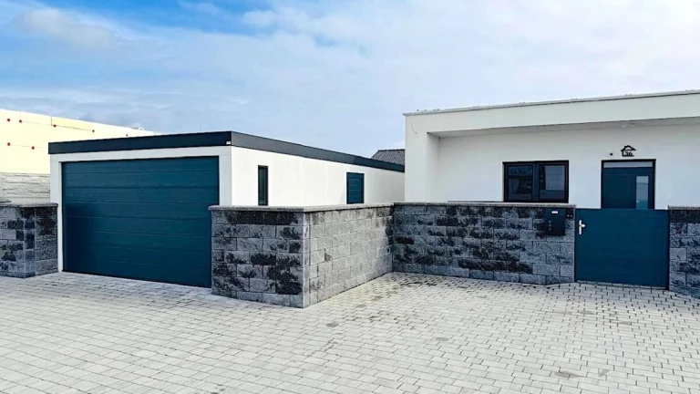 3 izbový RD s garážou a veľkou záhradou, Slovenský Grob