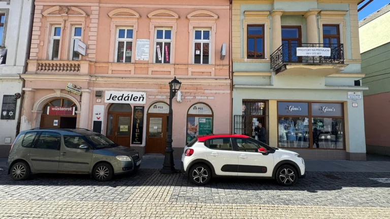 Prenájom, komerčný priestor hl. námestie Rimavská Sobota