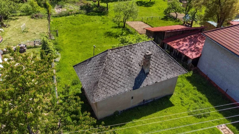 Ponická Huta - RODINNÝ DOM bez pozemku 20 min od BB