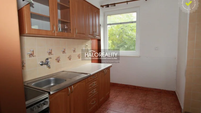 HALO reality - Predaj, veľký štvorizbový byt s garážou Košút