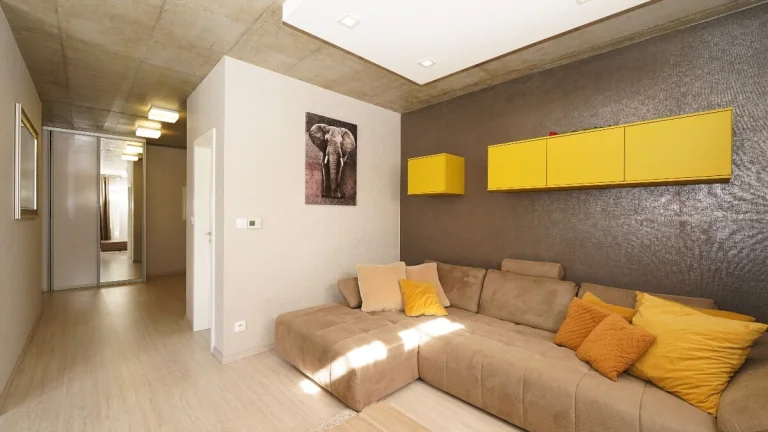 Luxusne vybavený 4 izbový byt v trojdome s parkovaním