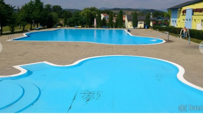 Občerstvovacie stánky na kúpalisku v Poltári