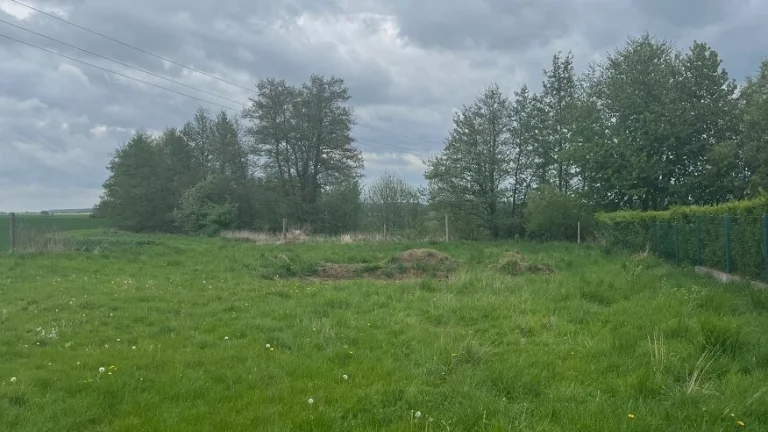 Stavebná parcela - Nová Baňa - 1471m2 - 109 000€