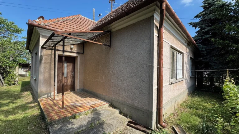FINREAL ponúka NA PREDAJ 4 izbový rodinný dom v Hurbanove