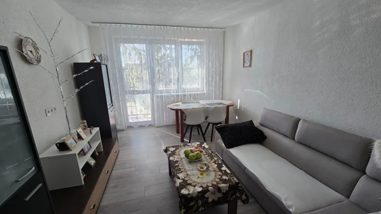 Pekný, zariadený 2-izb. byt v obci Demandice - 51,71 m2