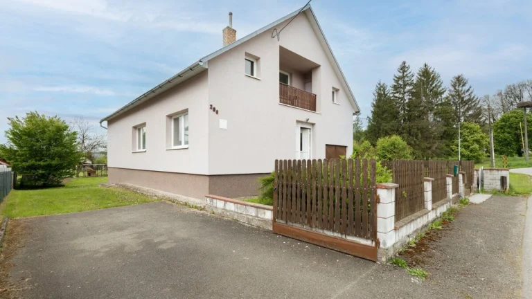 Na predaj rodinný dom v Ladomirovej, okres Svidník