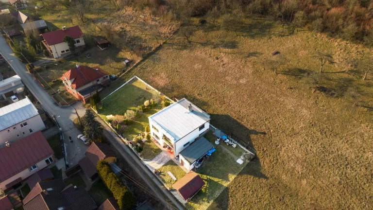 Ponúkame na predaj rodinný dom v obci Kotešová