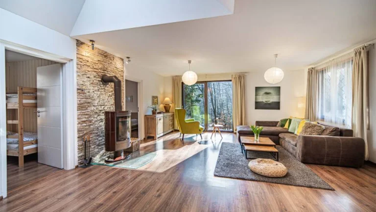 TOREA - 5i REKREAČNÁ CHATA 147 m² - SLNEČNÉ ÚDOLIE, PEZINOK