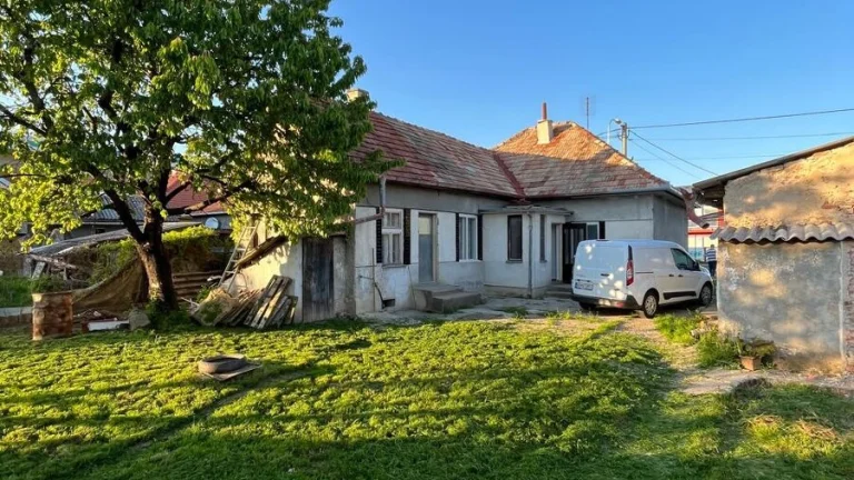 Na predaj 6 izbový rodinný dom v Nitre 100m2