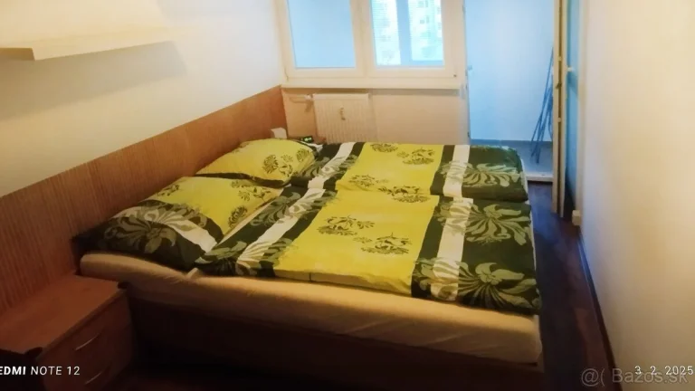 Na prenájom 3 izbový byt Jazmínová ul. Terasa.