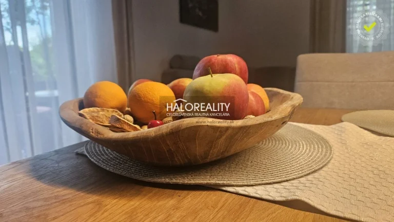 HALO reality - Prenájom, trojizbový byt Banská Štiavnica - E
