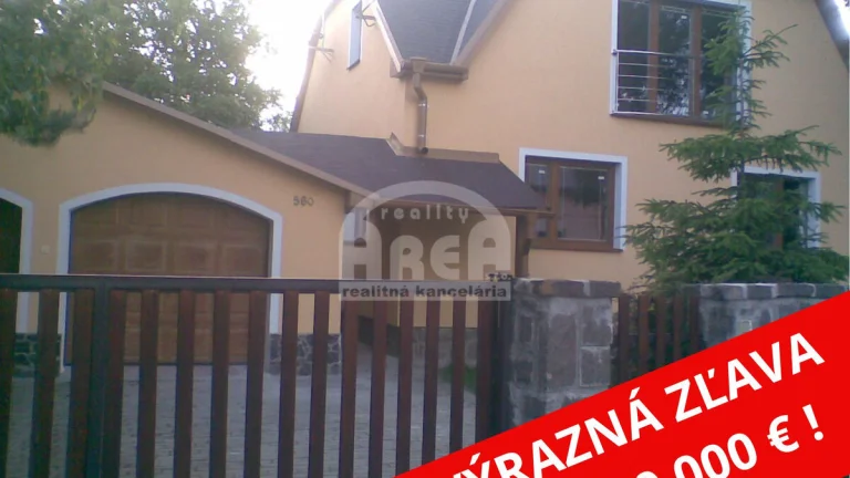 Jedinečný rodinný dom s veľkým pozemkom v obci Vinné