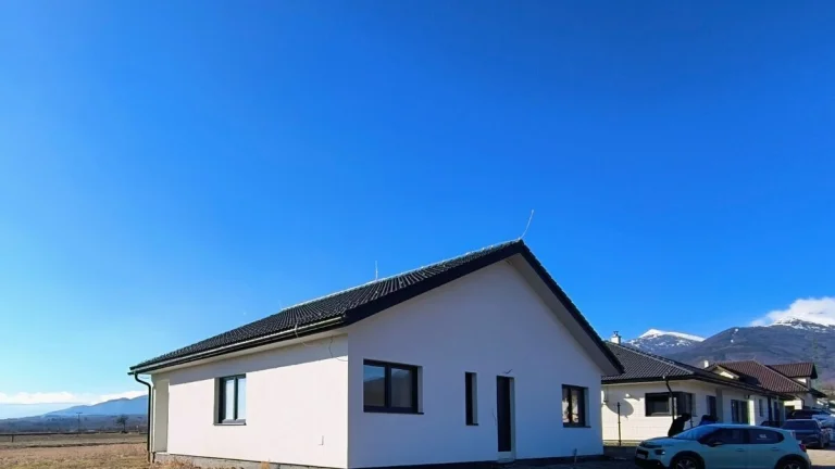 Novostavba neďaleko Šútovských vodopádov