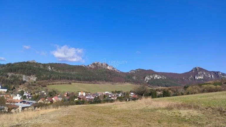 Predaj: Stavebný pozemok 1260 m2 s nádhernými výhľadmi v Súľ