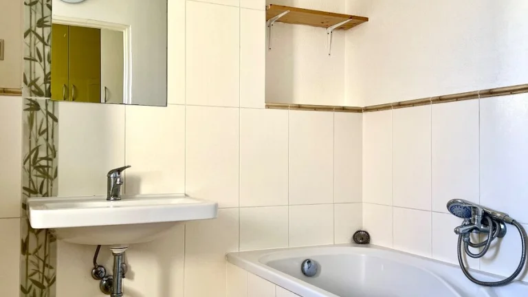 3 izbový byt s vlastným parkovacím miestom v centre mesta