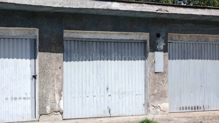 Na predaj garáž v Šali.