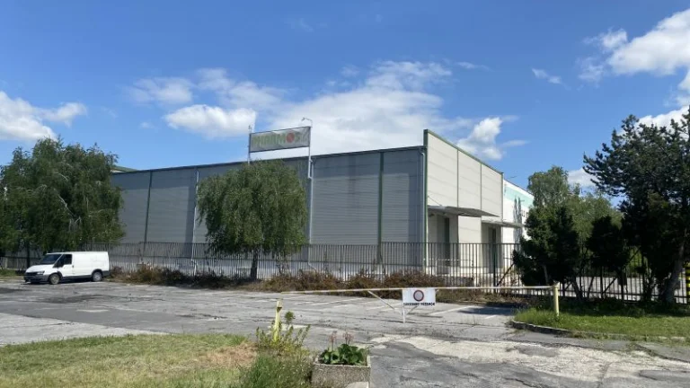 41678-Dražba skladového areálu v Nitre