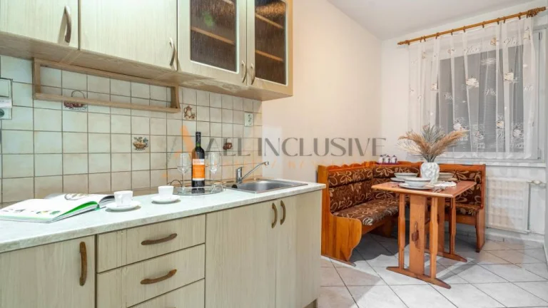 ALL INCLUSIVE l NA PREDAJ 3 IZBOVÝ BYT, VEĽKÝ MEDER