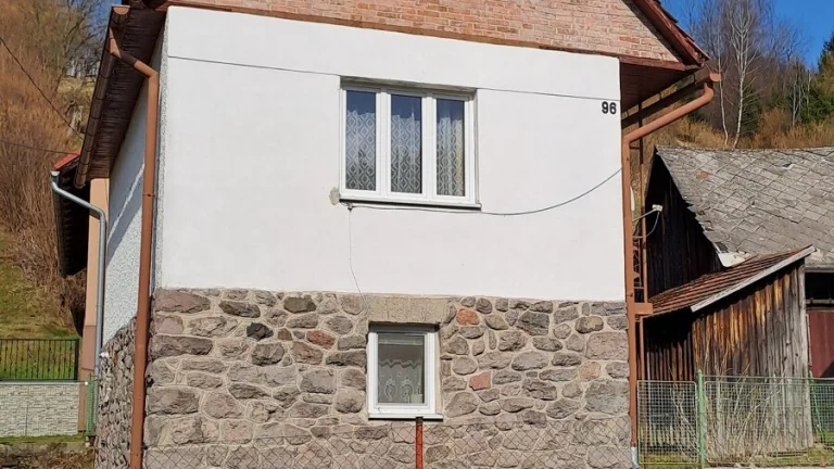 DOM NA PREDAJ