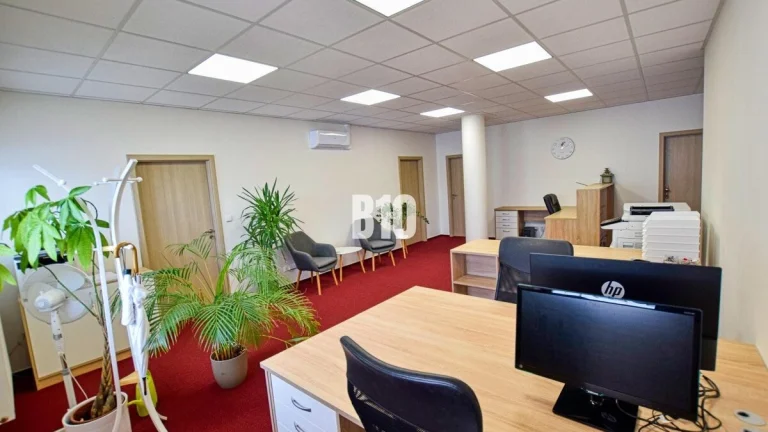 PRENÁJOM: Moderne kancelárske priestory Čadca centrum-144m2