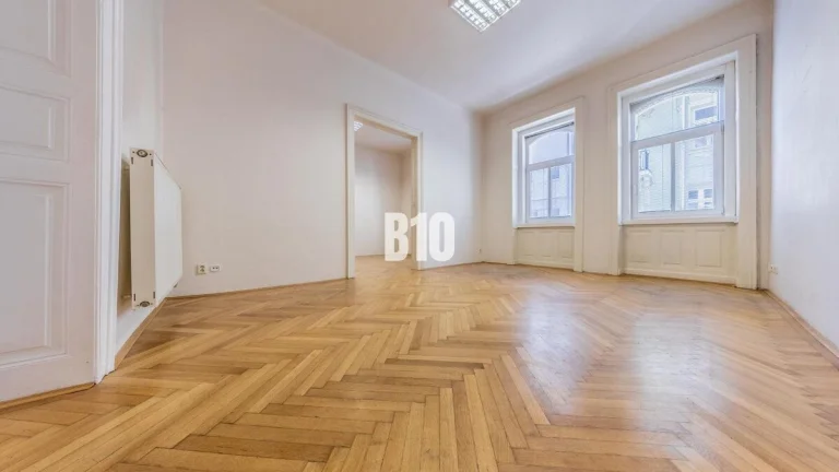 4i (93,5m2) byt v histrorickom centre Bratislavy - Tallerova