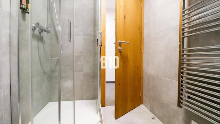 VKUSNE ZARIADENÝ apartmán v TOP lokalite v lyž. stredisku SN