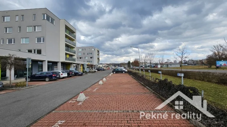 Ponuka prenájmu parkovacích státí v Rezidencii Hron