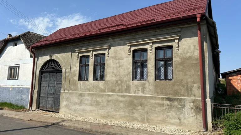 Dom v obci Sušany