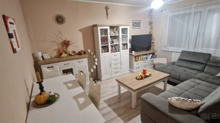 4 izbový byt s balkónom, 85m² + pivnica
