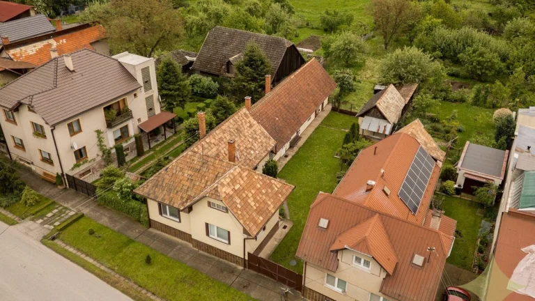 Predáme slnečný rodinný dom v tichej lokalite Lovča