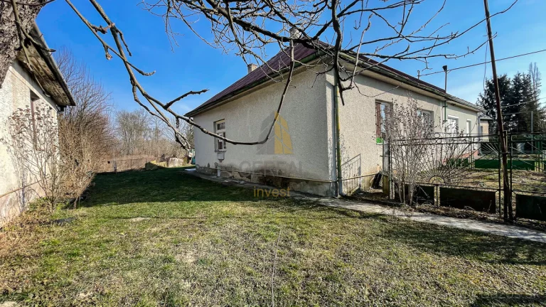 Na predaj | RODINNÝ DOM S VEĽKÝM POTENCIÁLOM V POKOJNEJ OBCI