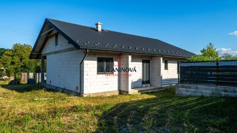 ZNÍŽENÁ CENA: moderný 4-izbový bungalov, Čakanovce, Košice o