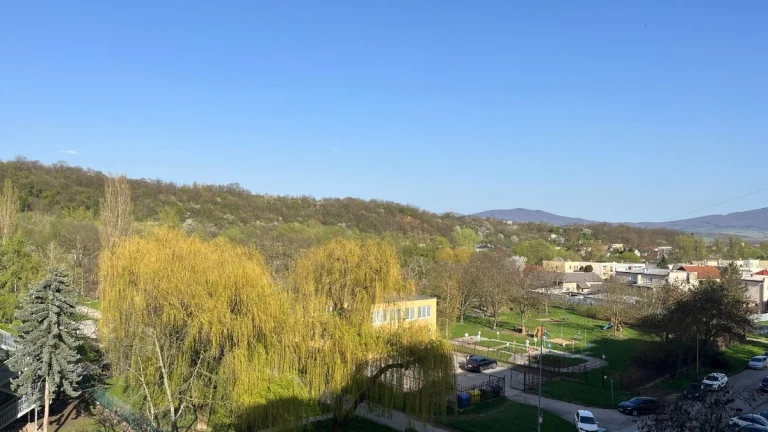 NOVINKA-MODERNÝ, SKVELÝ 4IZBOVÝ BYT S LOGGIOU,