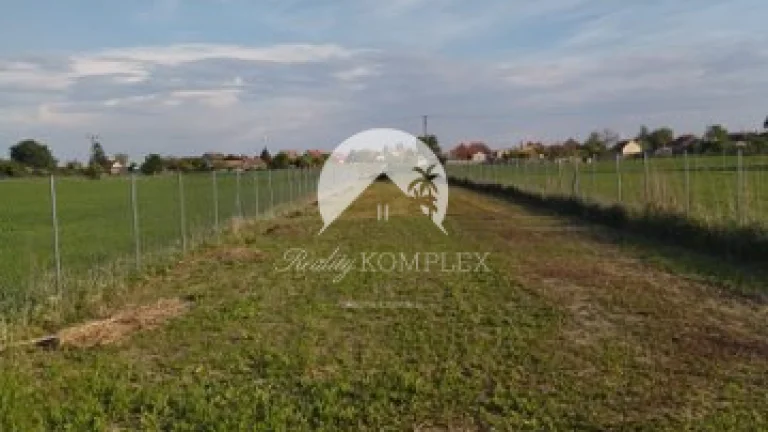 Reality KOMPLEX s.r.o. Vám ponúka na PREDAJ stavebný pozemo