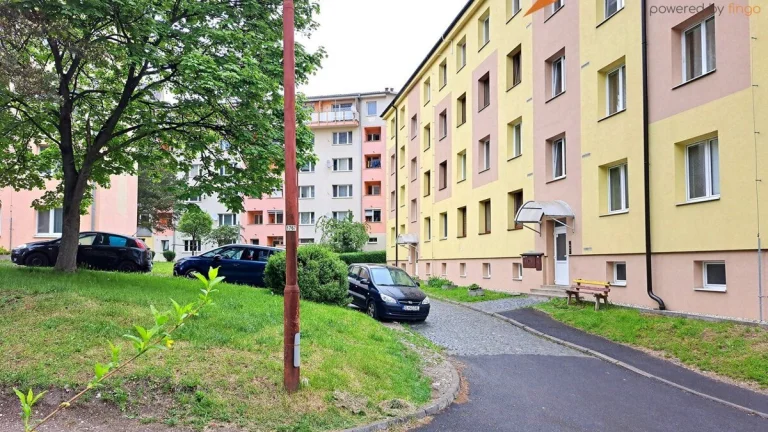 Predaj 2-izbového tehlového bytu v centre Sp. Novej Vsi