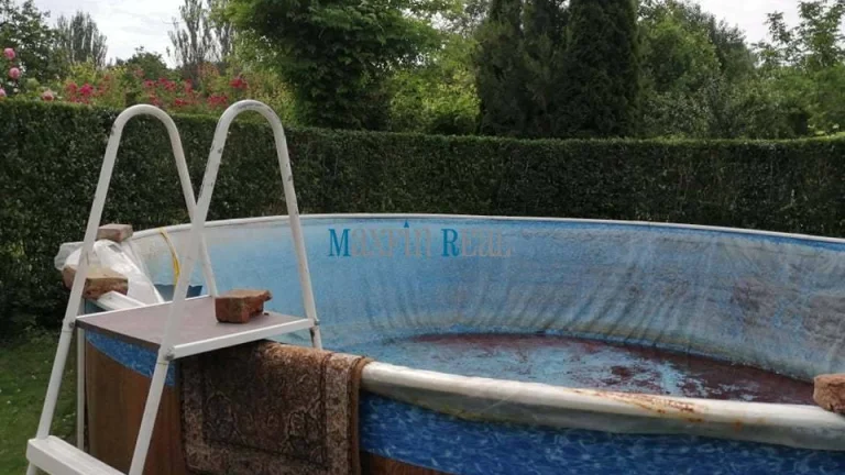 MAXFIN REAL - NA PREDAJ chata s bazénom v Nových Zámkch