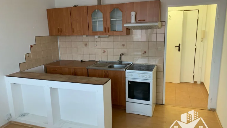 Na prenájom garsónka v Nových Zámkoch