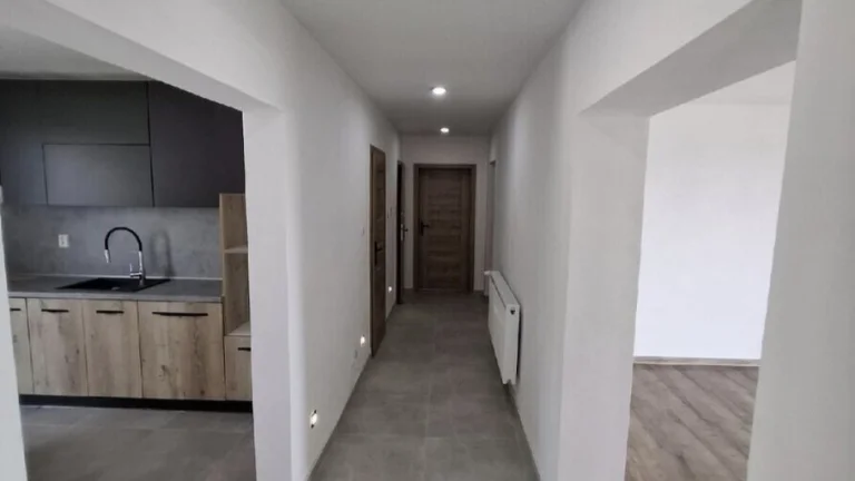 Znížená cena - Rodinný dom v Humennom-Síd. Poľana