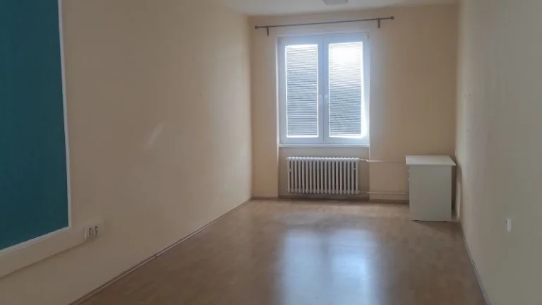 Prenájom kancelárie 26,2 m2 Nitra