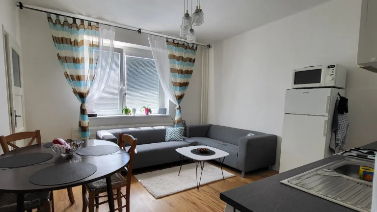 Útulný 2-izbový apartmán s terasou a záhradkou