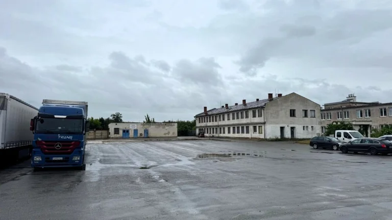 Na prenájom – spevnená plocha a sklad Prešov - Ľubotice