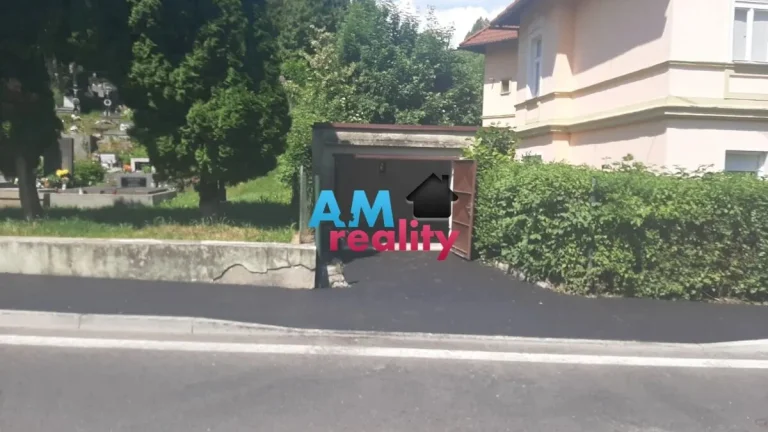 PREDAJ Garáž Trenčianske Teplice 23 m2