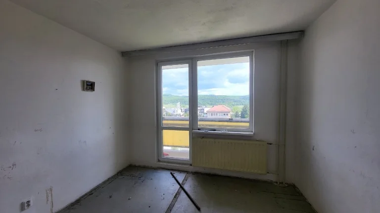 Garsónka v pôvodnom stave / 7. poschodie
