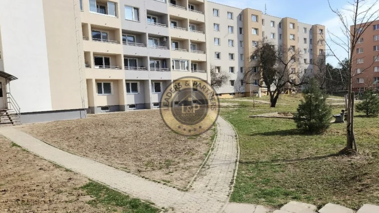 NA PREDAJ 1,5-izbový zrekonštruovaný byt V CENTRE Prešova