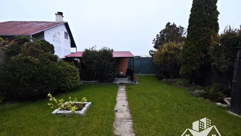 Na predaj záhrada s chatkou v Nových Zámkoch