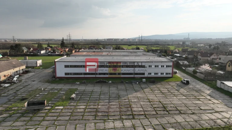 Prenájom výrobnej haly vo Vinosadoch
