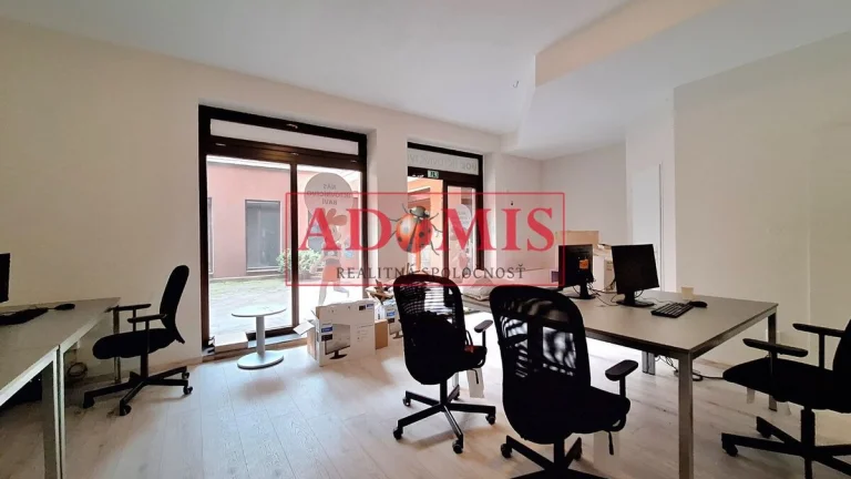 prenájom bezbariérových priestorov 38m2, Hlavná ulica Košice