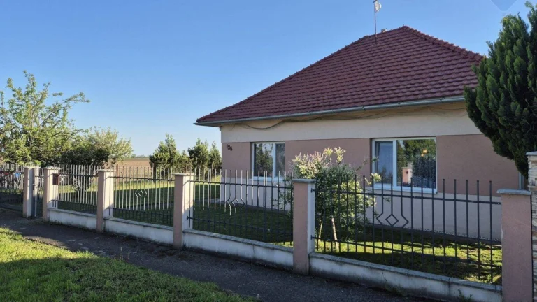 Predaj rodinný dom Málaš, okres Levice