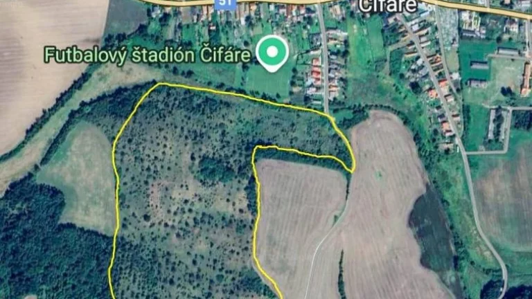 PREDAJ-KUS KRAJINY pozemok s rozlohou 296 451 m² Čifáre pri