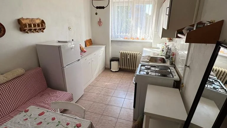 Ponúkam Vám na predaj 2-izbový byt na Dopravnej ulici.